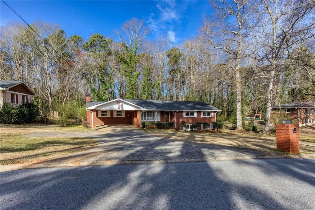 6582 Malvin Dr., Austell, GA 30168