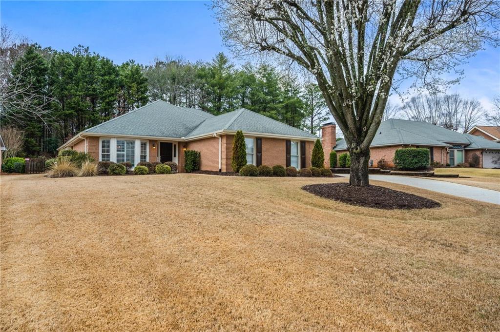 555 Carybell Ln., Alpharetta, GA 30004