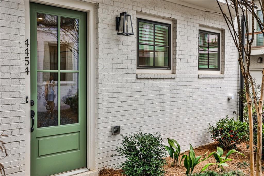 4454 Dandelion Ln., Atlanta, GA 30342