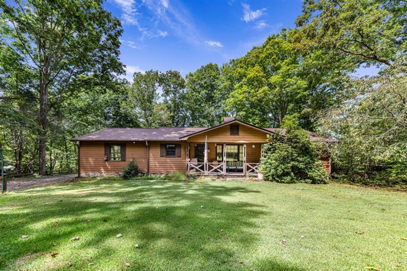 788 Lake Forest Dr., Blue Ridge, GA 30513