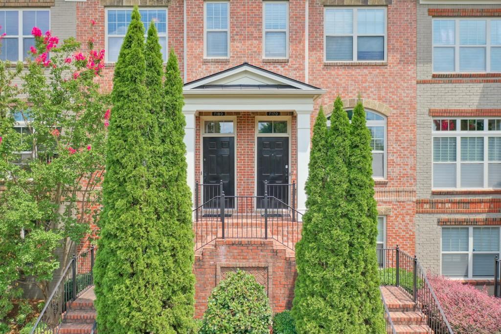 7180 Glisten Ave., Atlanta, GA 30328