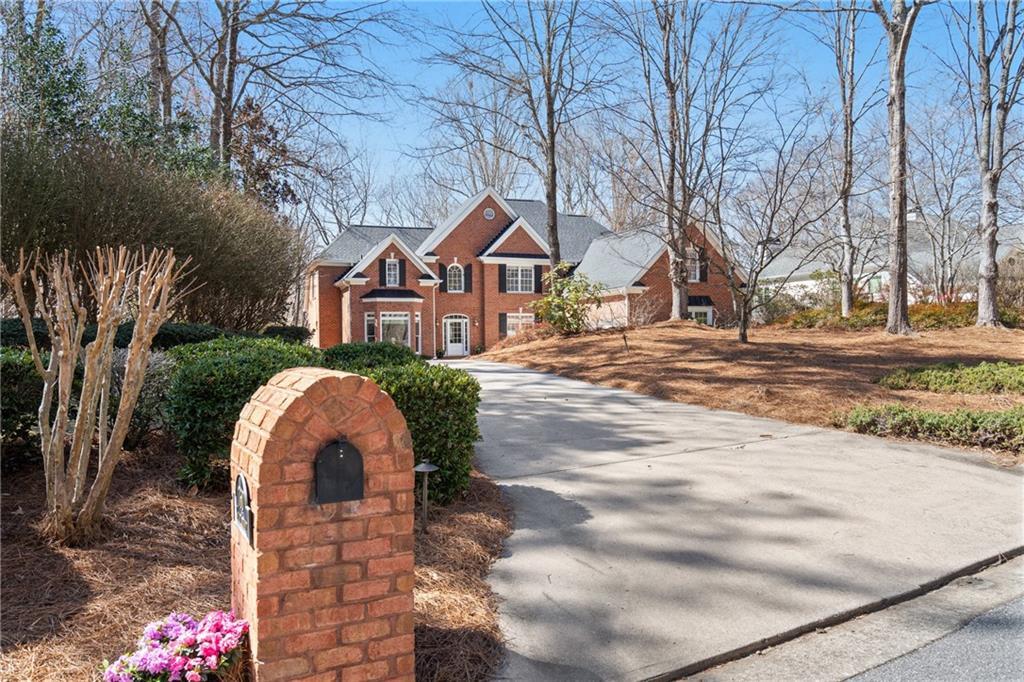 760 Valley Summit Drive, Roswell, GA 30075