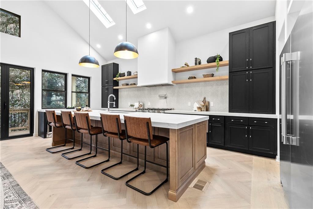 904 Kings Ct., Atlanta, GA 30306