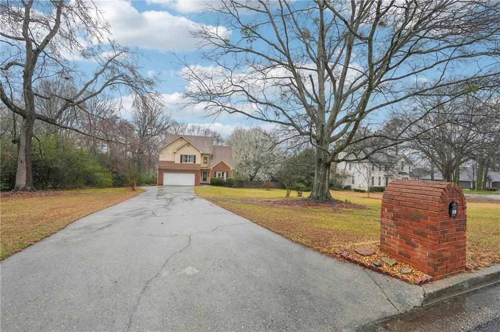 381 Gates Mill Dr., Lawrenceville, GA 30045