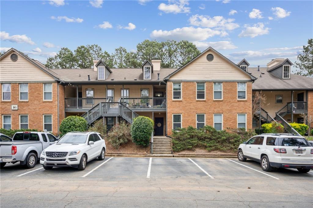 1605 Beaumont Cir., Duluth, GA 30096