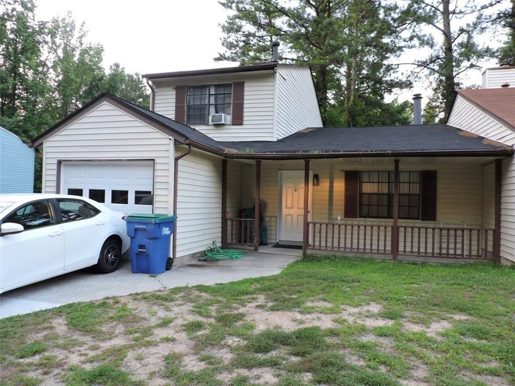 402 Pine Tree Tr., Atlanta, GA 30349