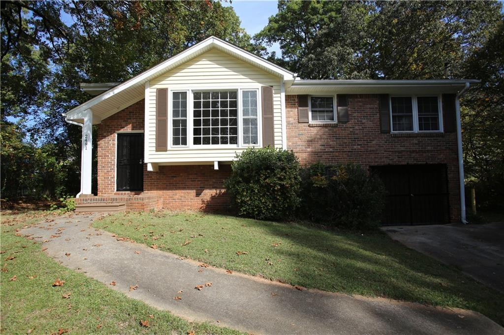 2491 Hatfield Cir., Atlanta, GA 30316