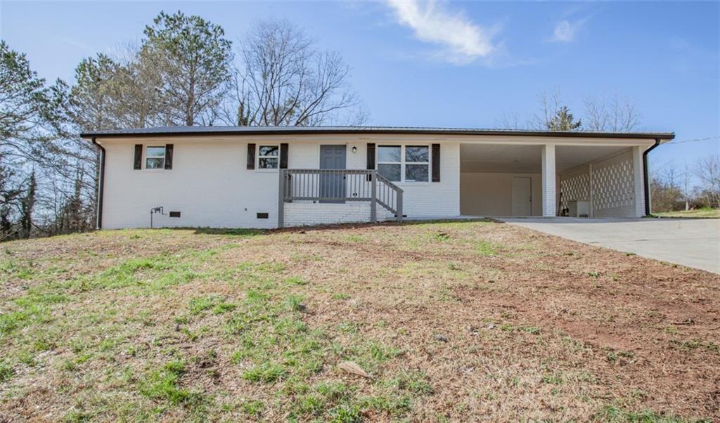 226 Lipham St., Bowdon, GA 30108