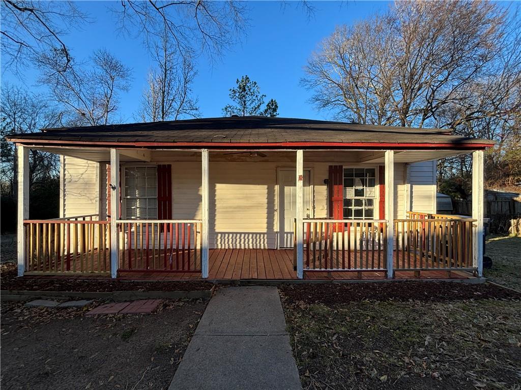 18 Laurel St., Covington, GA 30014