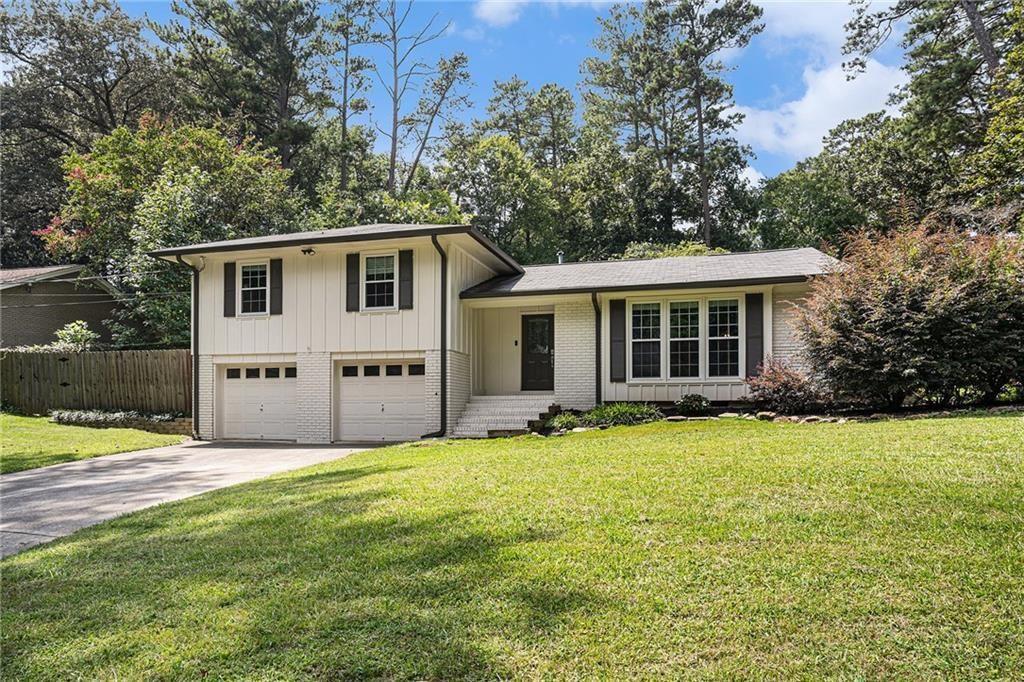 5498 Stoneybrook Ct., Mableton, GA 30126