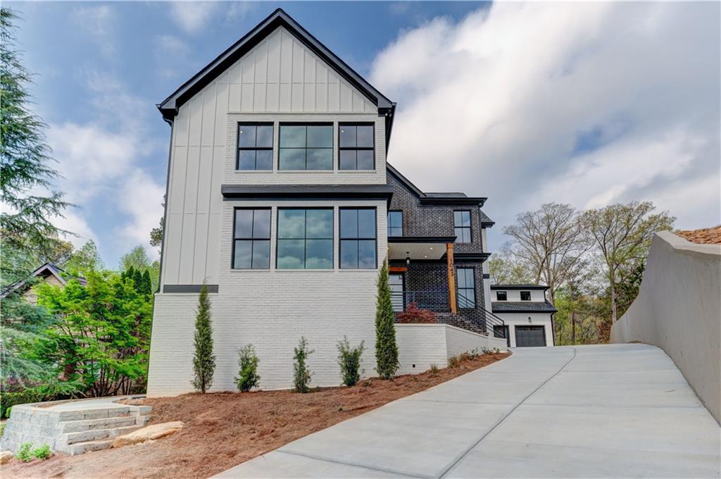 1043 Highland Village Tr., Mableton, GA 30126