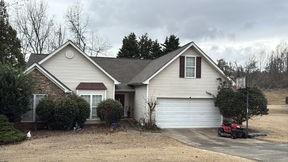 6158 Devonshire Dr., Flowery Branch, GA 30542
