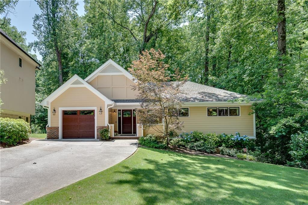 1233 Poplar Grove Dr., Atlanta, GA 30306