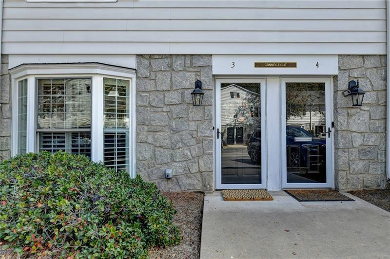 136 Peachtree Memorial Dr. #CT3, Atlanta, GA 30309