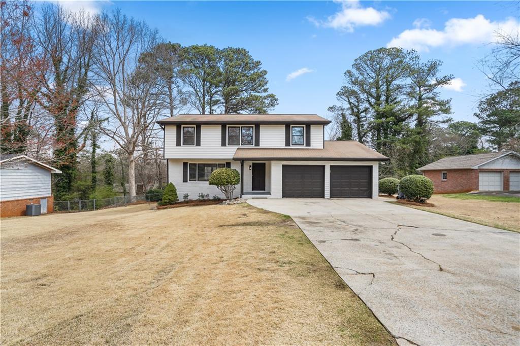 2167 Cedar Dr., Lawrenceville, GA 30043