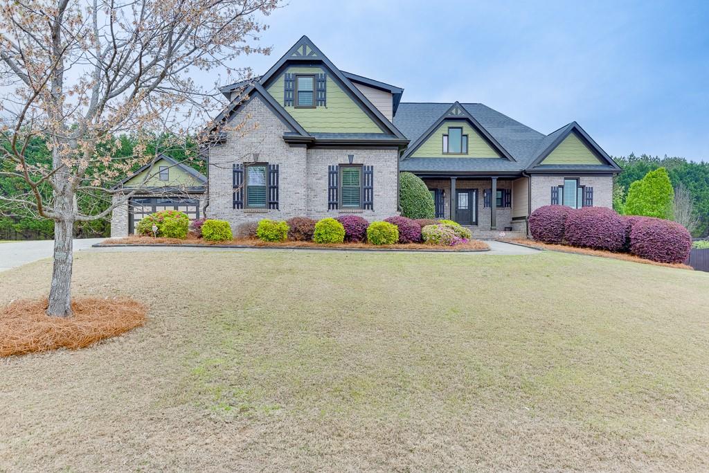 1698 Little Fox Ln., Dacula, GA 30019