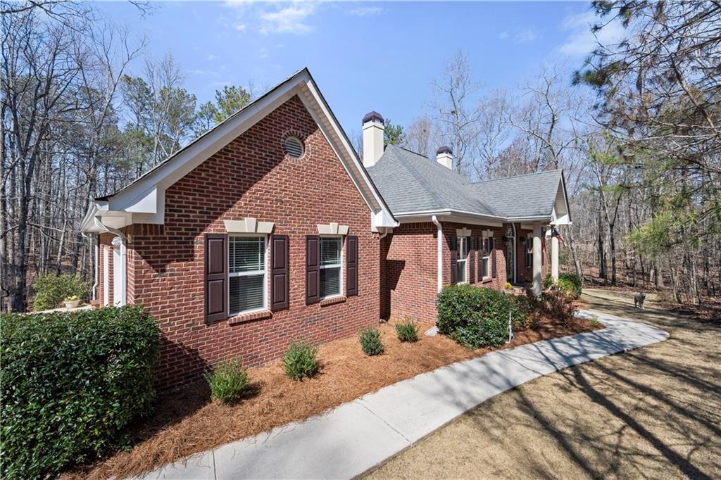 9246 W Banks Mill Rd., Winston, GA 30187