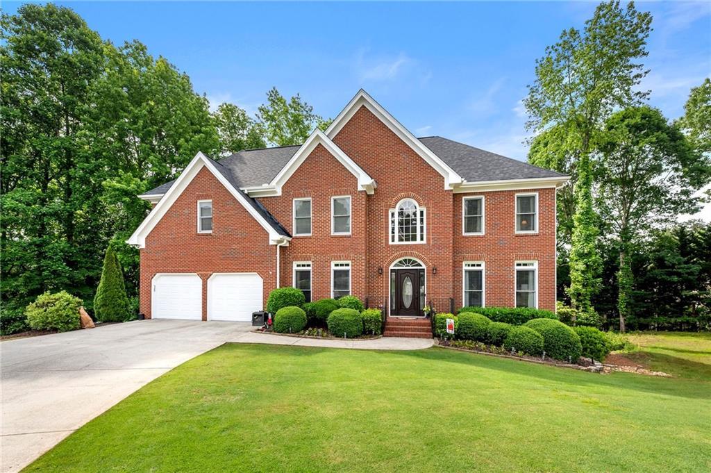 370 Fairleaf Ct., Alpharetta, GA 30022