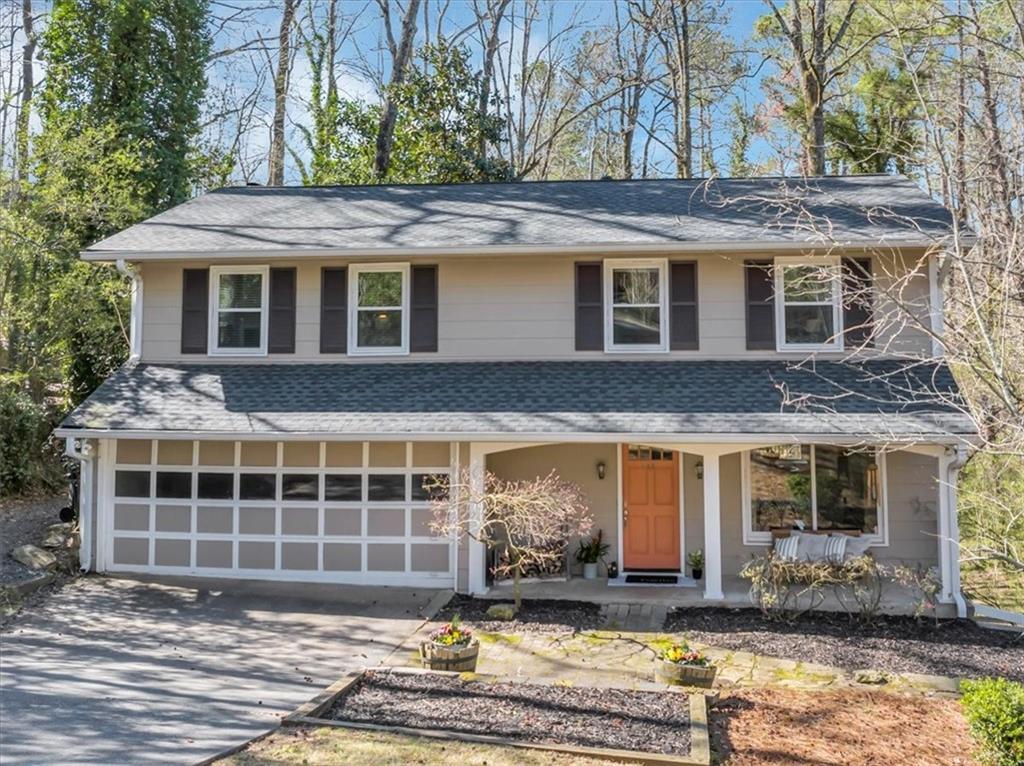 330 Knoll Woods Dr., Roswell, GA 30075
