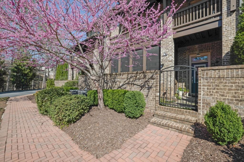 91 Webb St., Roswell, GA 30075