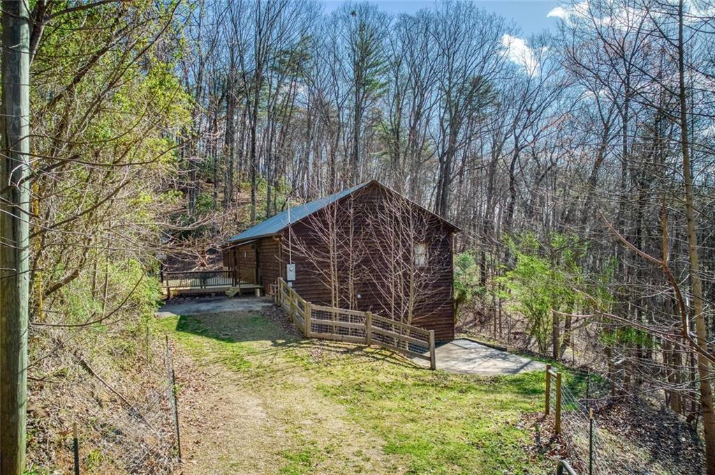 907 Clayton Gooch Rd., Dahlonega, GA 30533