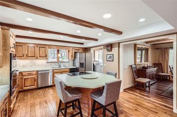 1438 Janmar Rd., Snellville, GA 30078