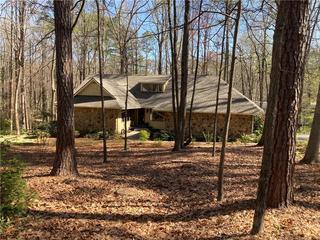 1438 Janmar Rd., Snellville, GA 30078