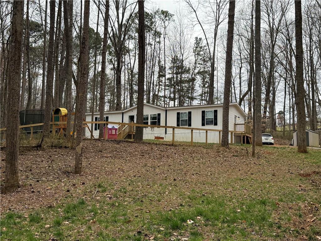 156 Twin Mountain Lake Cir., Talking Rock, GA 30175