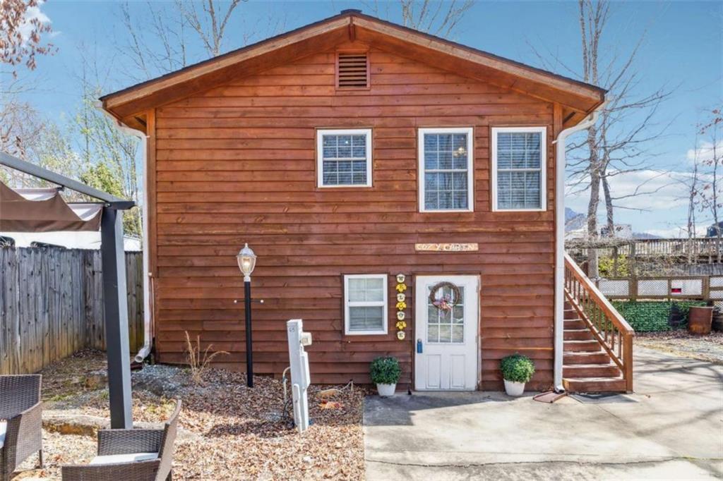 65 Bear Mountain Tr., Cleveland, GA 30528