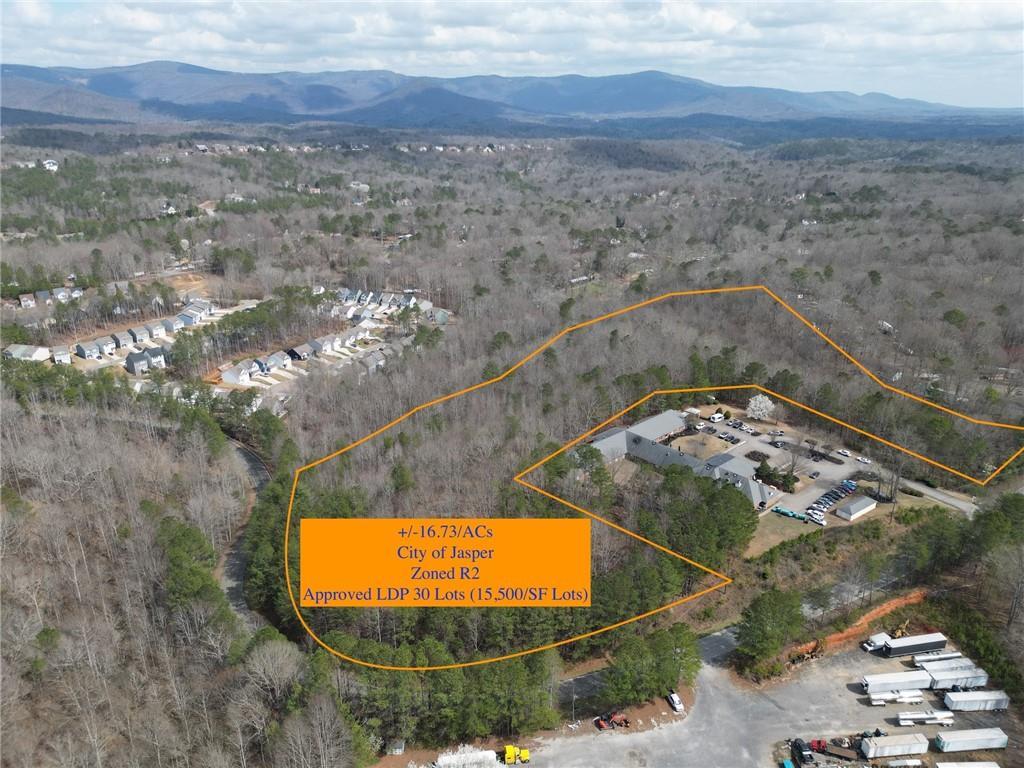733 Gennett Dr., Jasper, GA 30143
