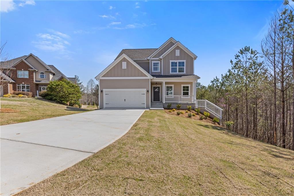 688 Shoals Tr., Dallas, GA 30132