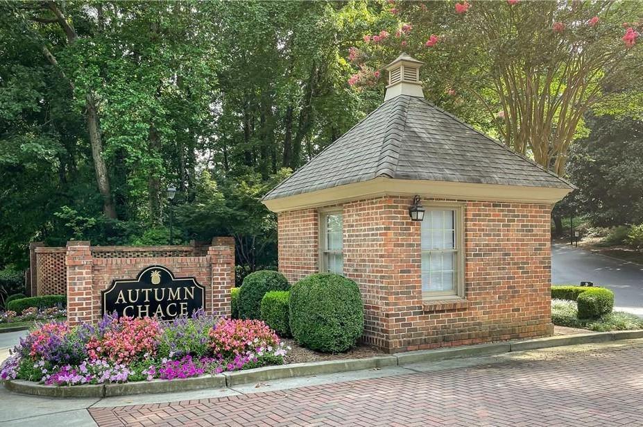 249 The South Chace, Atlanta, GA 30328