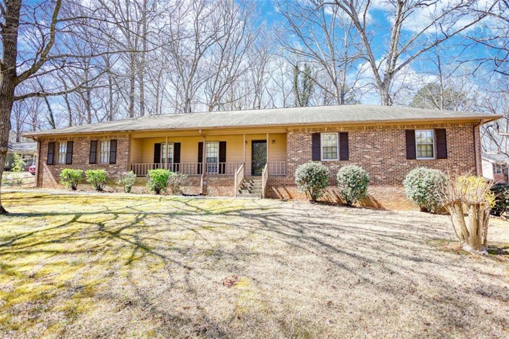 380 Hidden Valley Dr., Conyers, GA 30094