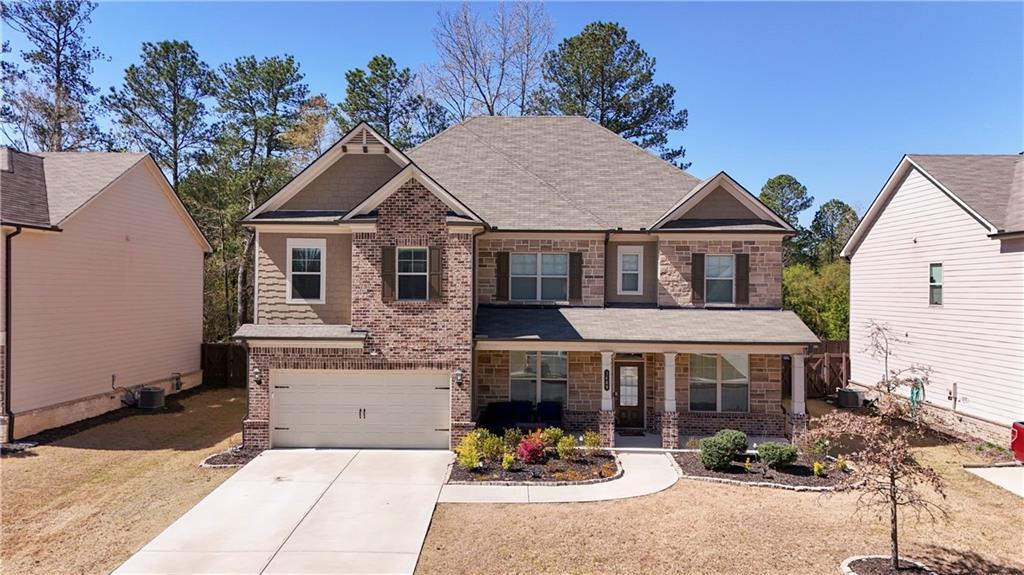 3489 Central Park Dr., Loganville, GA 30052