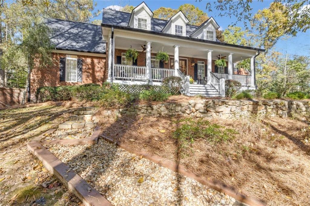 121 Rising Star Rd., Fayetteville, GA 30215
