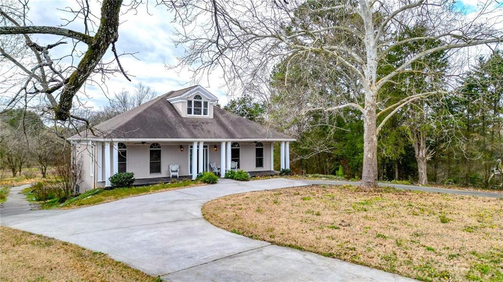 110 Hardwood Ridge Dr., Adairsville, GA 30103