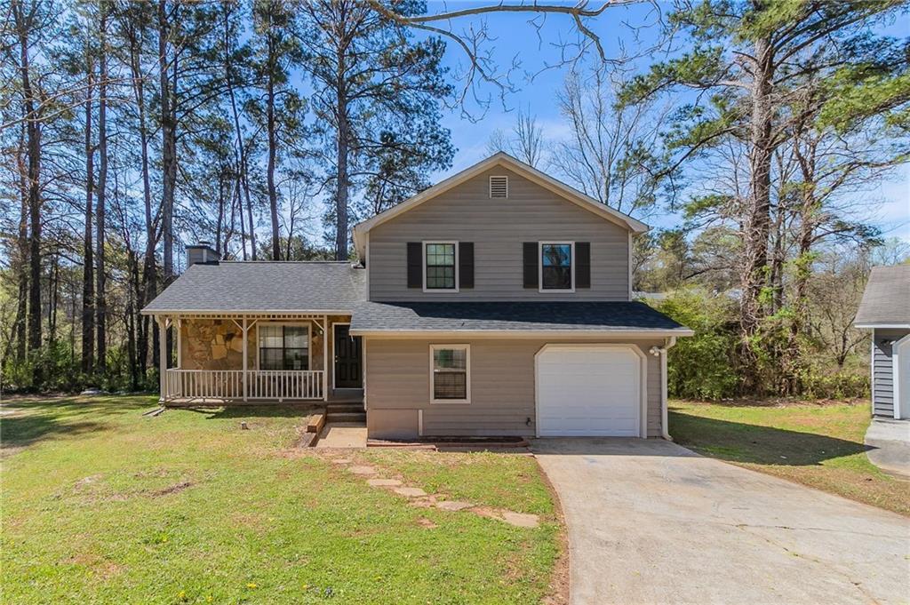 971 Lake Watch Ct., Stone Mountain, GA 30088