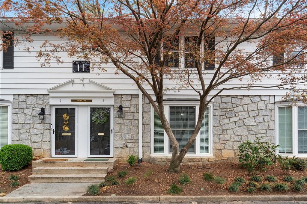 136 Peachtree Memorial Dr. #MD3, Atlanta, GA 30309