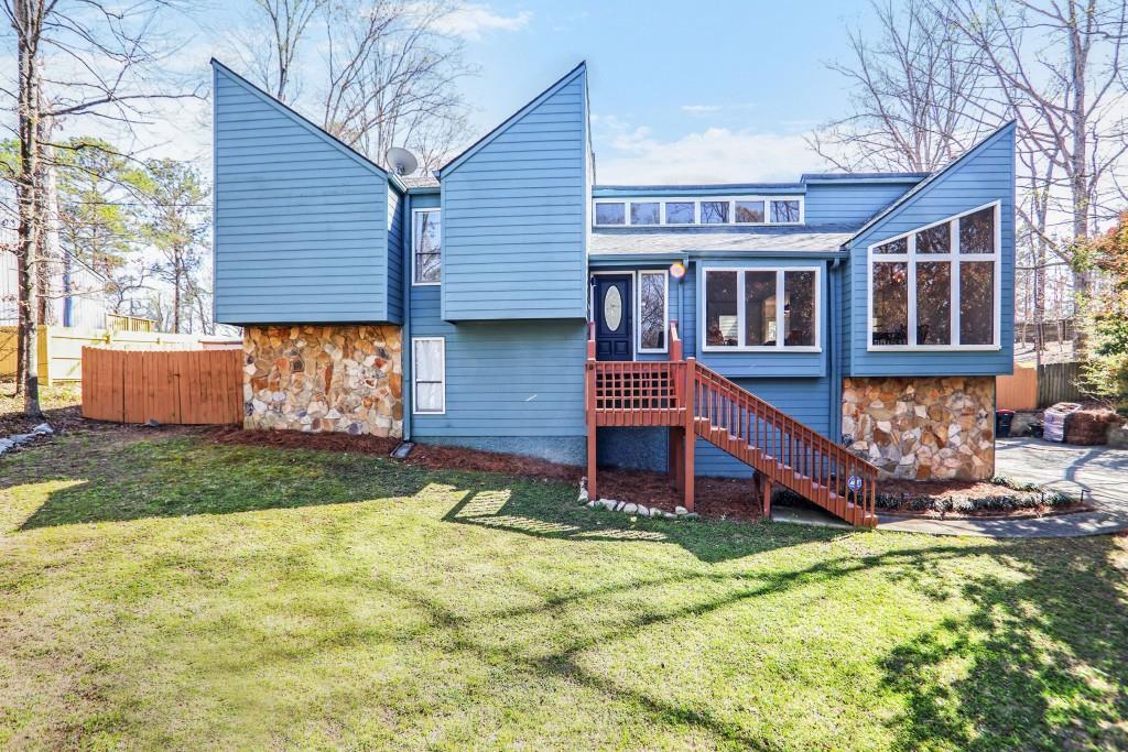 1230 Laurel Summit Dr., Smyrna, GA 30082