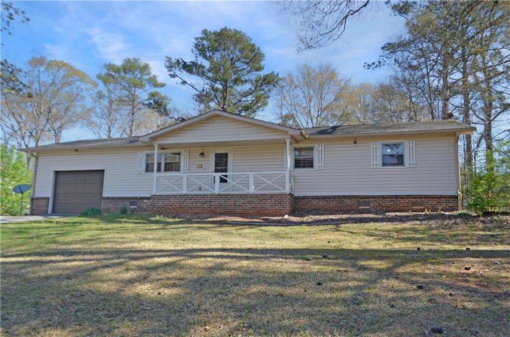 3016 Deshong Dr., Stone Mountain, GA 30087