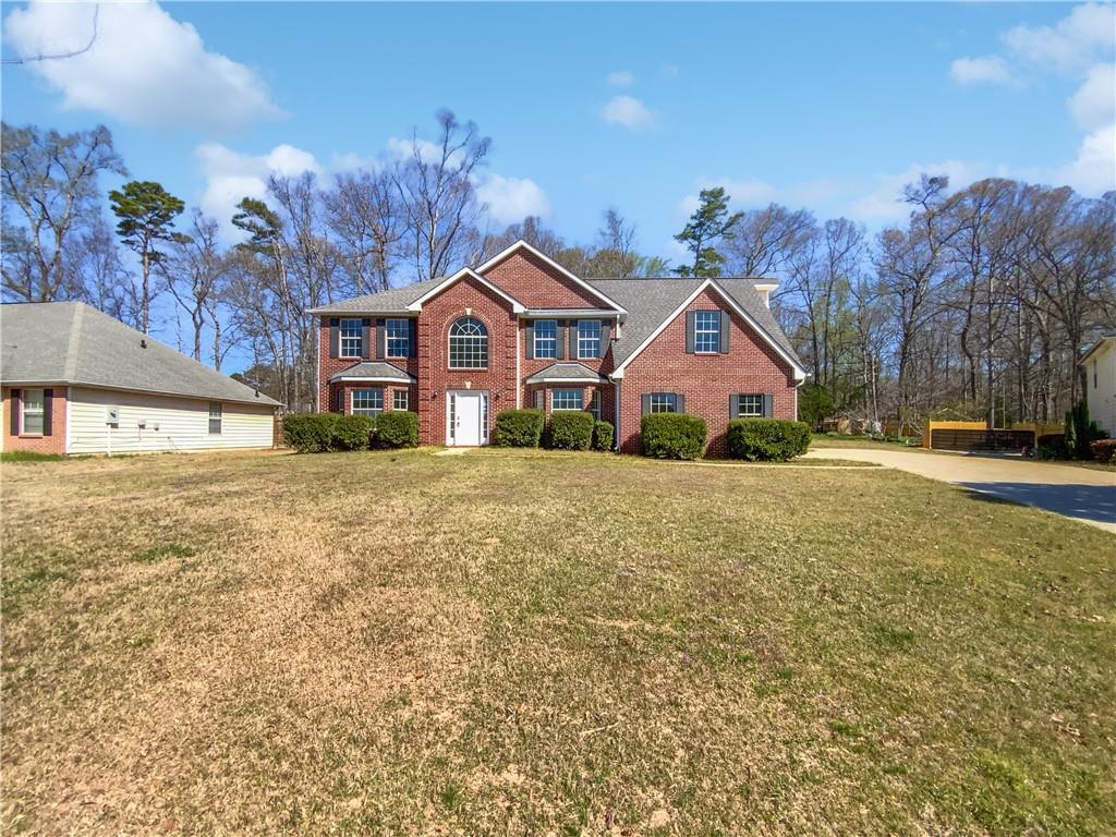 9315 Waters Edge Dr., Jonesboro, GA 30236