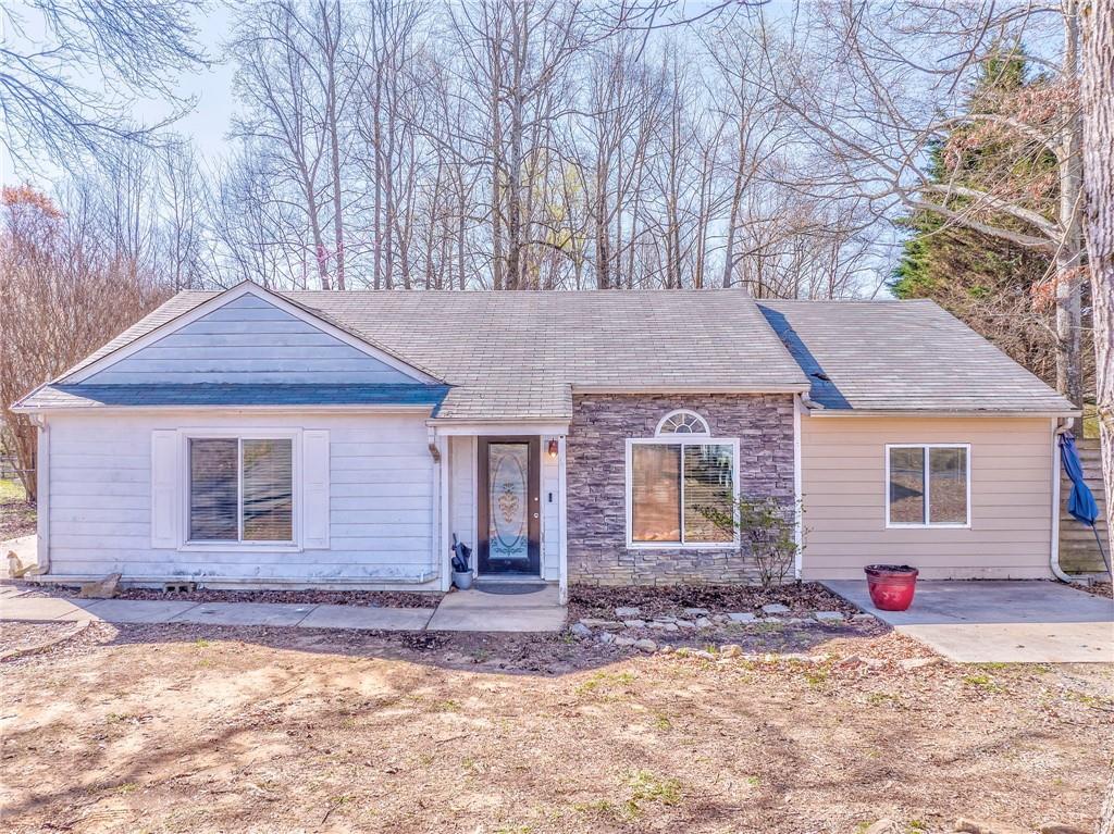 90 Greyland Farm Rd., Crandall, GA 30711