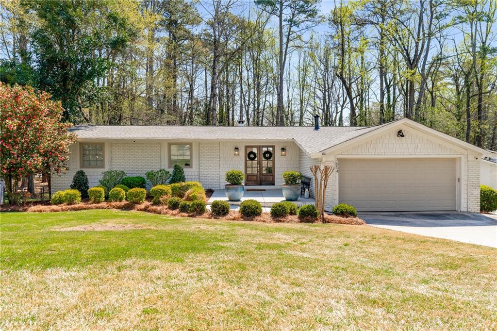 3654 Woodstream Cir., Brookhaven, GA 30319