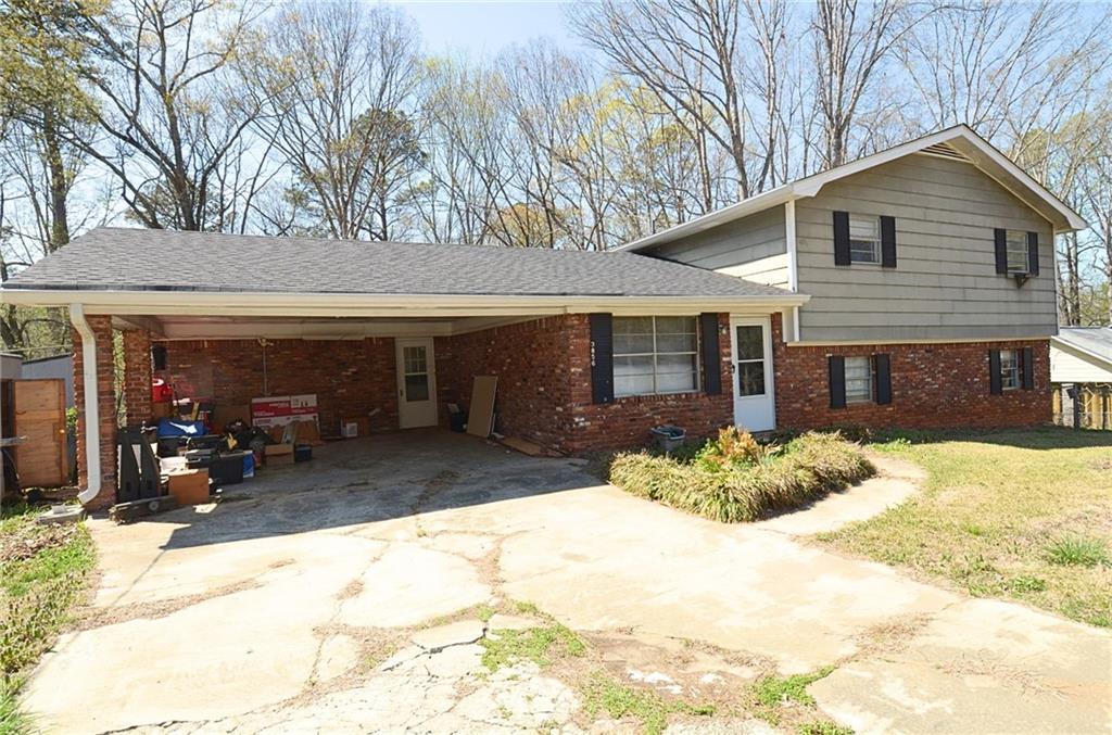 3856 Rosedale Ln., Douglasville, GA 30135