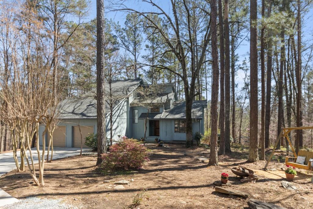 1178 Braswell Mountain Rd., Dallas, GA 30132