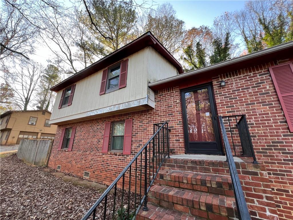 1028 Martin Rd., Stone Mountain, GA 30088