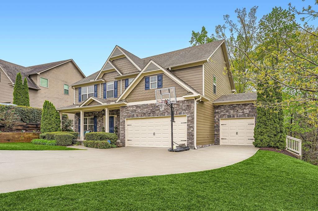 317 Water Oak Ln., Canton, GA 30114