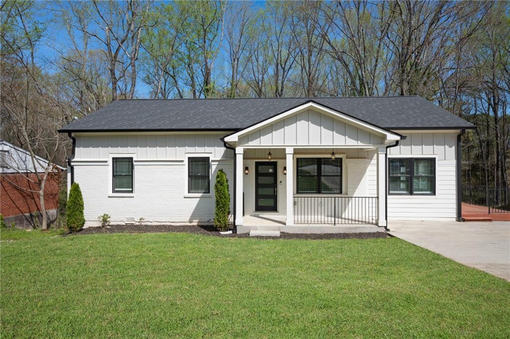 2373 Bouldercliff Way, Atlanta, GA 30316