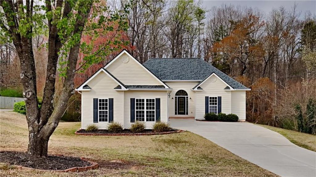3818 Covered Bridge Pl., Gainesville, GA 30506