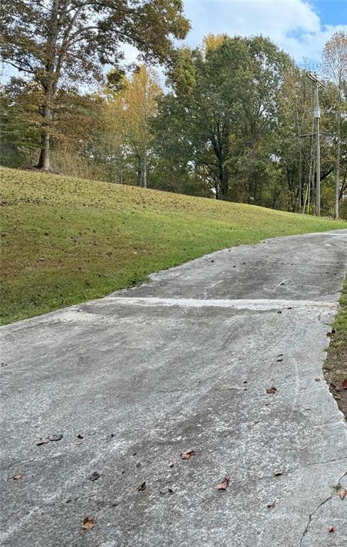 6160 Grant Ford Rd., Gainesville, GA 30506